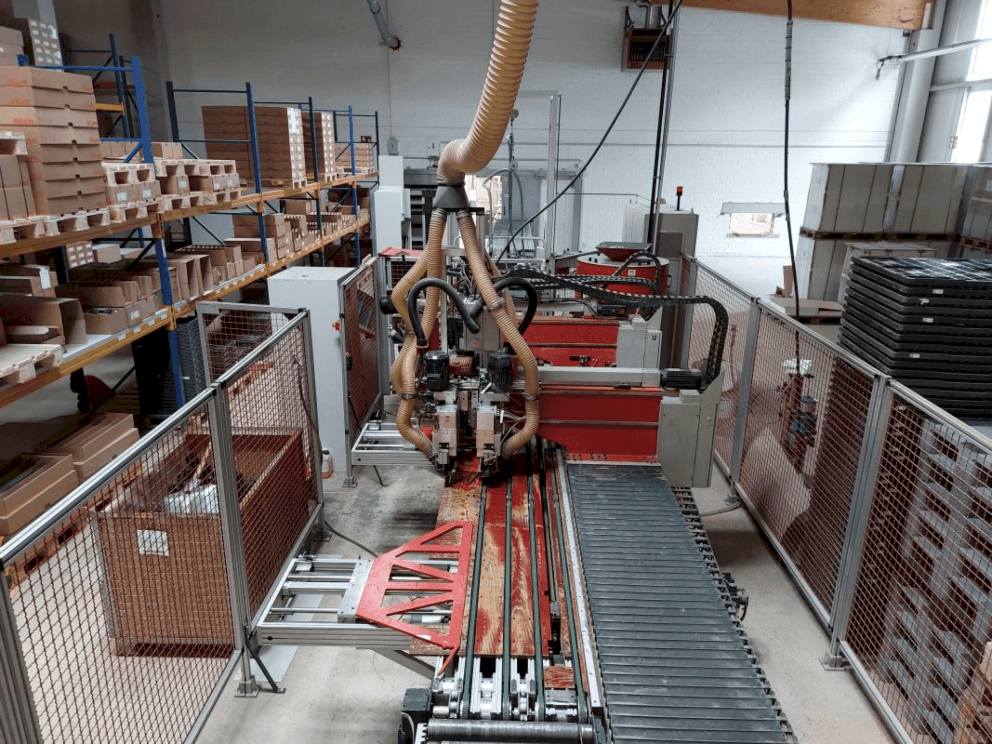 Vue de face de la machine Priess & Horstmann BMA-DLS-CNC