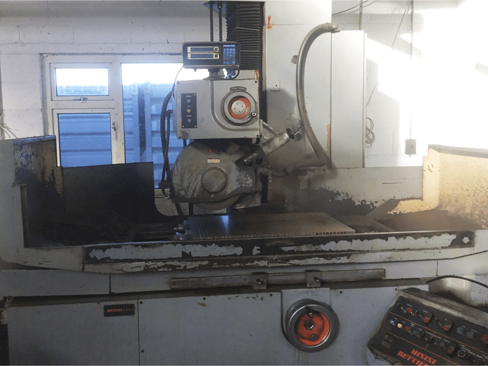 Front view of Minini PL65.8 Machine