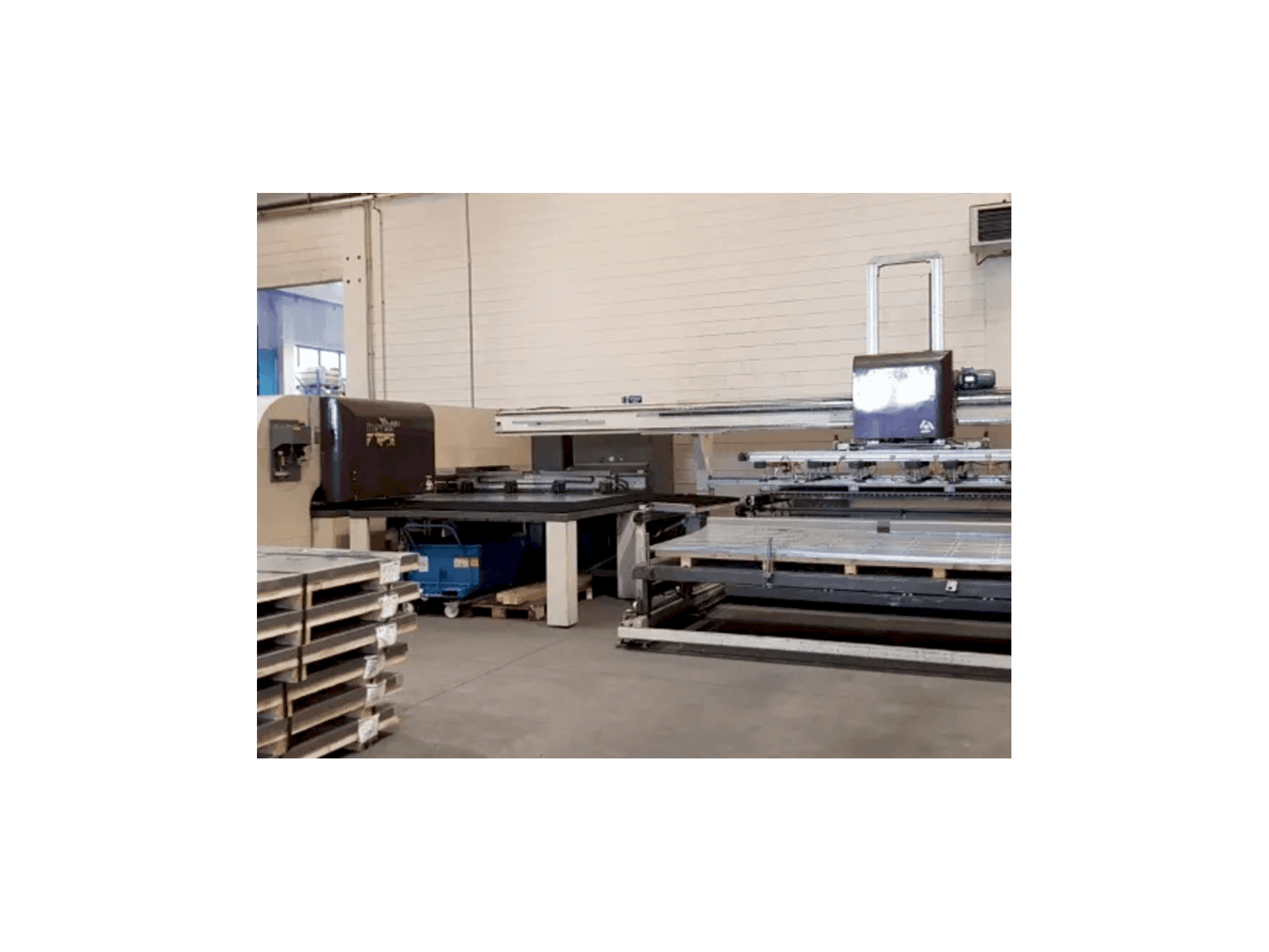 Vue de face de la machine DANOBAT P1631